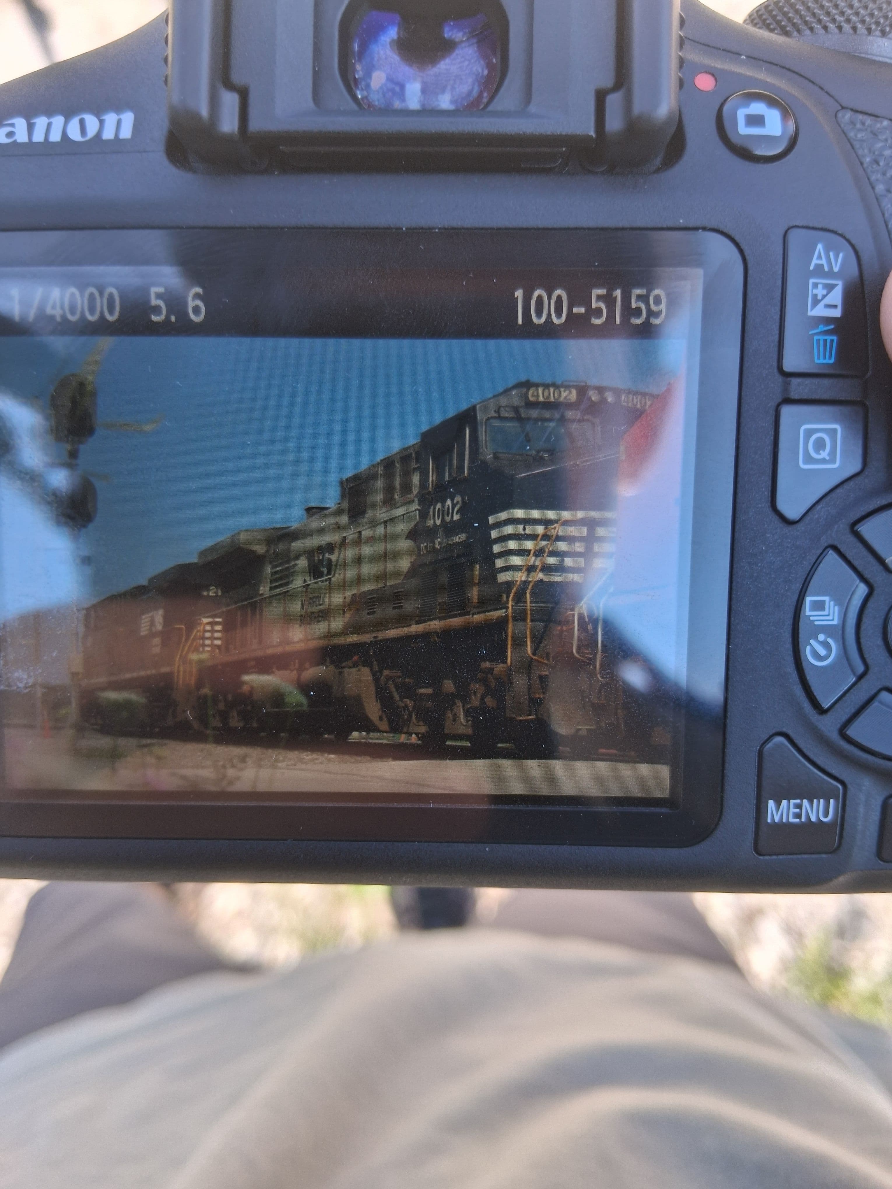 NS 4218, 4002, 2998, 3197